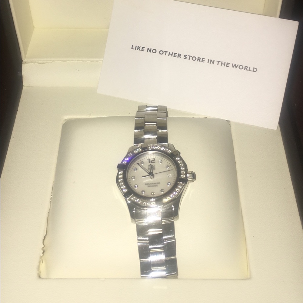 Luxury Women’s Tag Heuer *Like New*